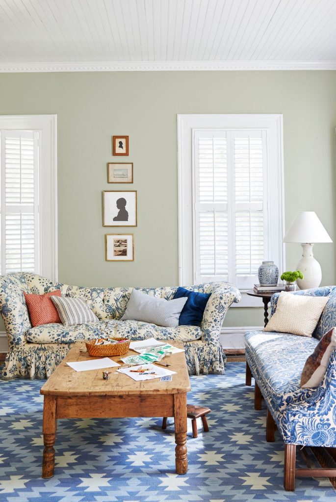 Understanding the Average Interior Painting Cost in Main Line 2 Living Room Interior Painting